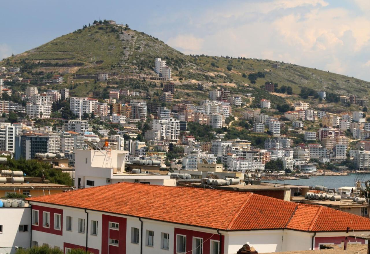 Apartment Brana Sarandë
